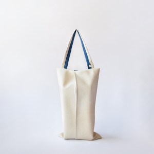 Hanging Tissue Holder